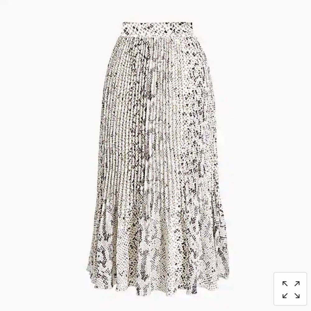 Animal print pleated skirt 14 J. Crew.